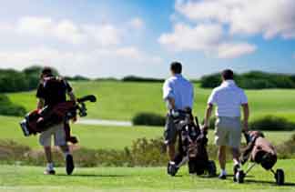Things to do in Fife - Golf players